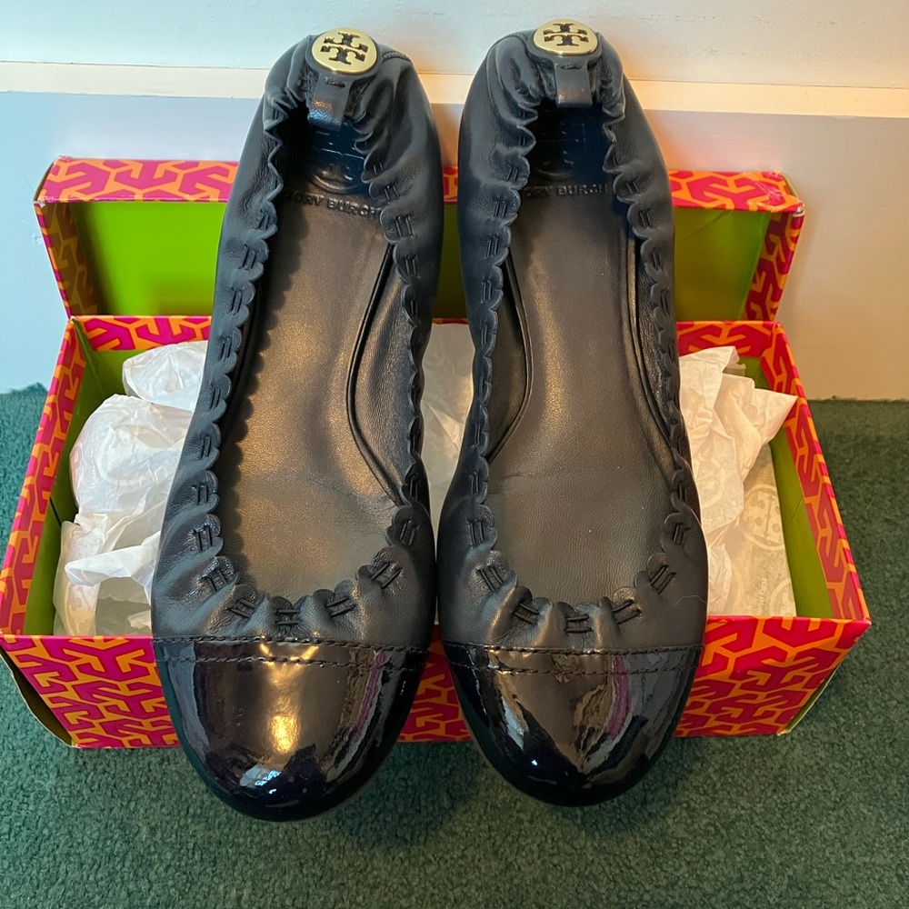Tory Burch Abbey Cap Toe Flats